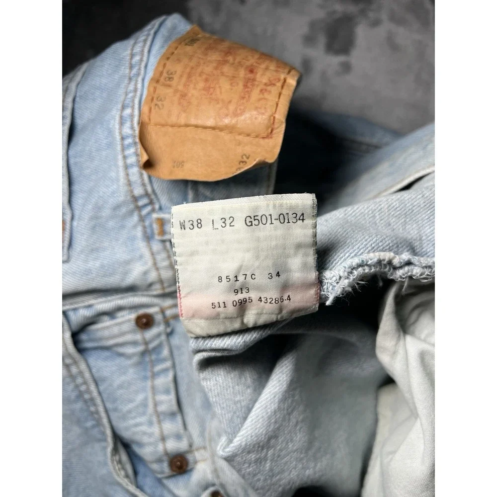 Levi's 501 Jeans Men Size 38x32 (Actually 35x31) Button Fly Denim Made In USA